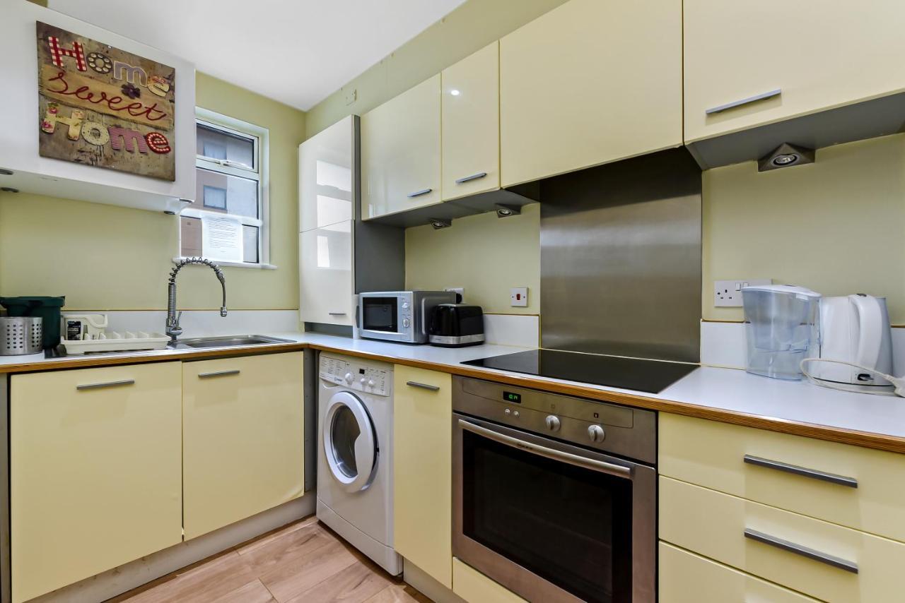 Spacious 2 Bedroom Apartment In Ealing Broadway Экстерьер фото